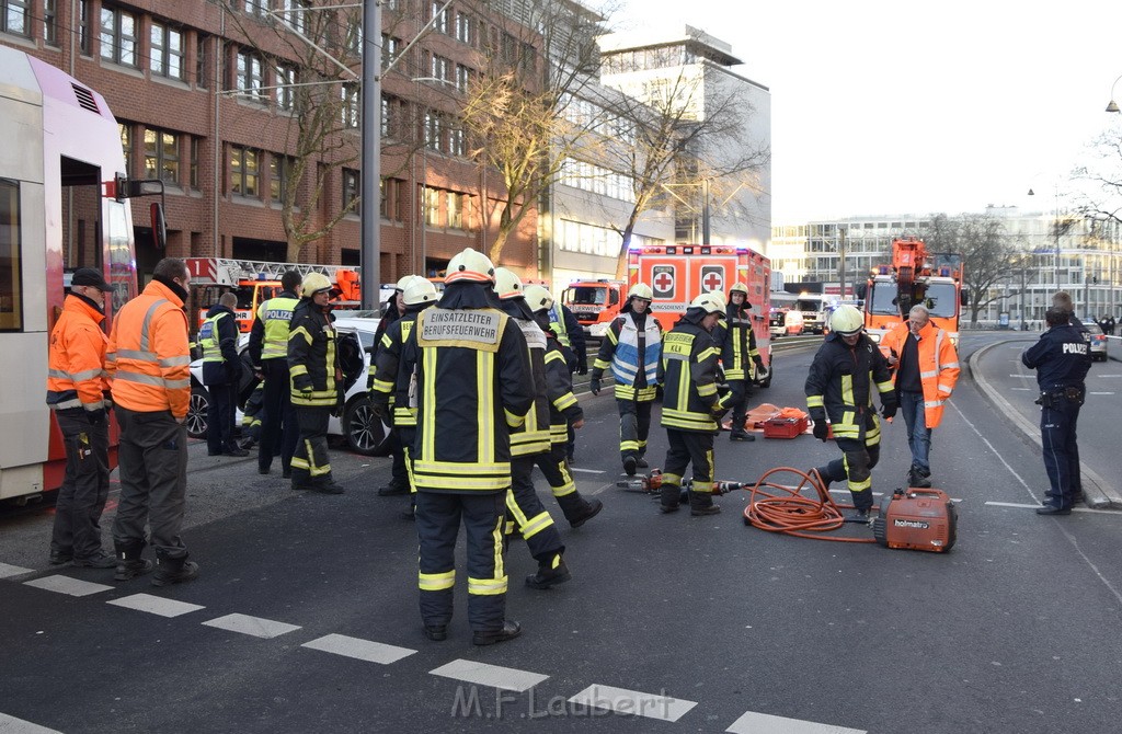 VU PKW Strab Koeln Mitte Pipinenstr Hohestr P059.JPG - Miklos Laubert